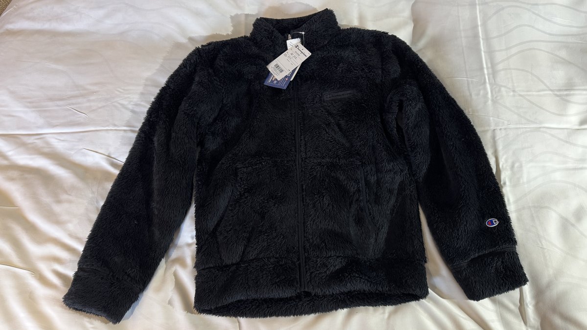 Champion 刷毛連帽外套 C3-L616（Masa 實際使用的照片）
