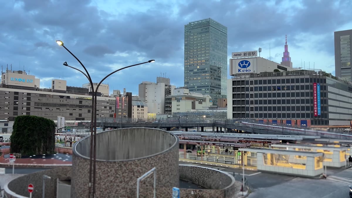 新宿站南口一帶